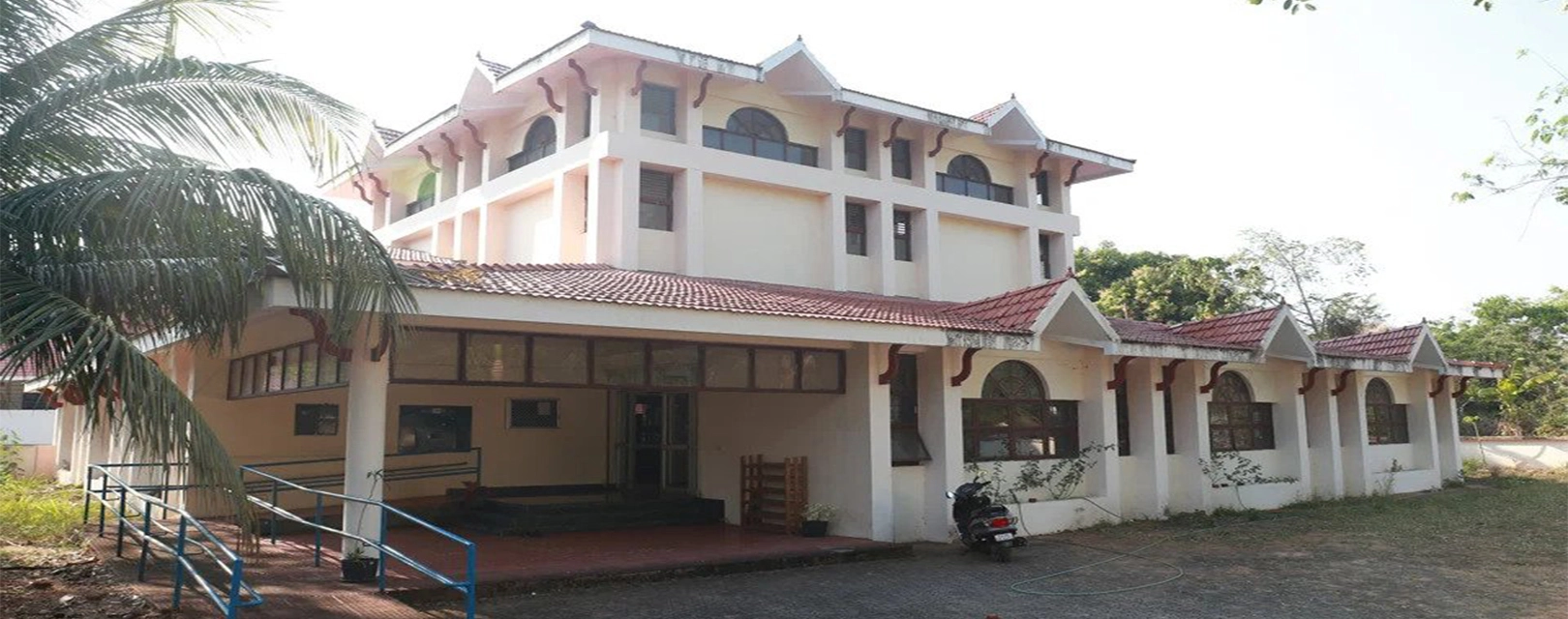 Slider Image 4